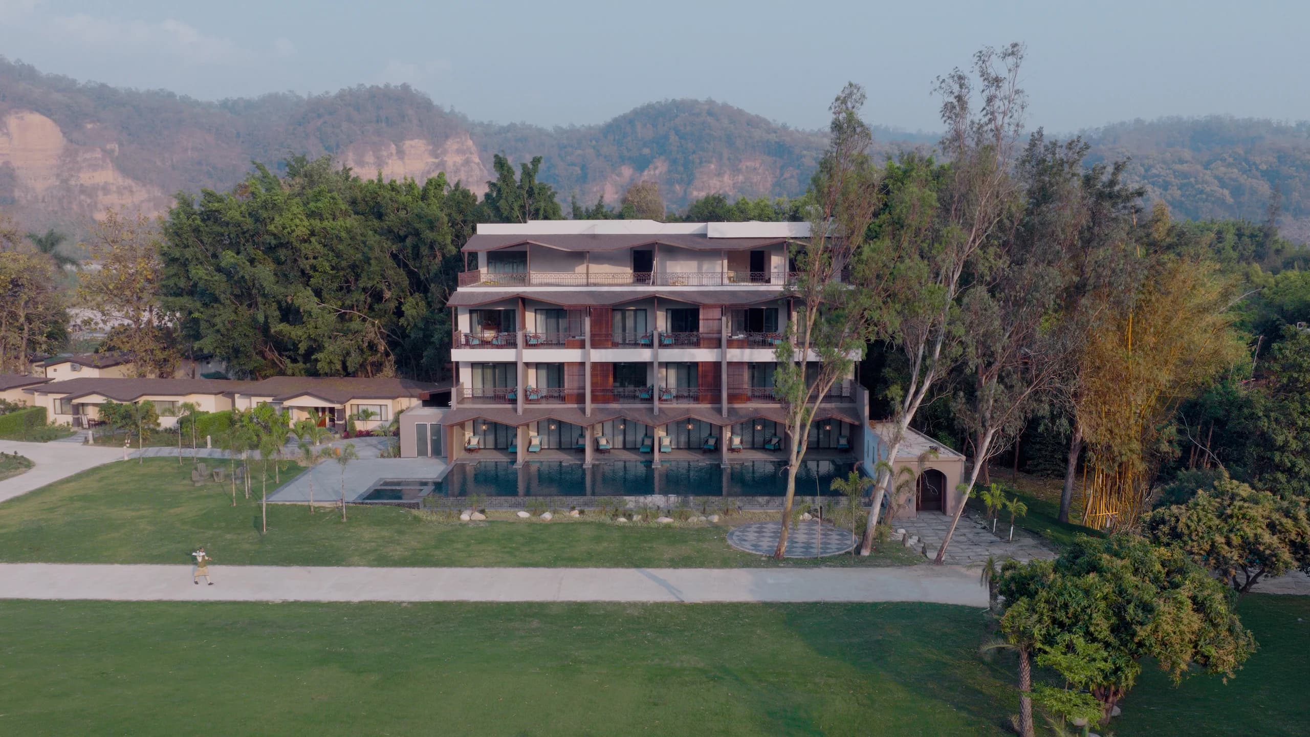 Maharani Lawn