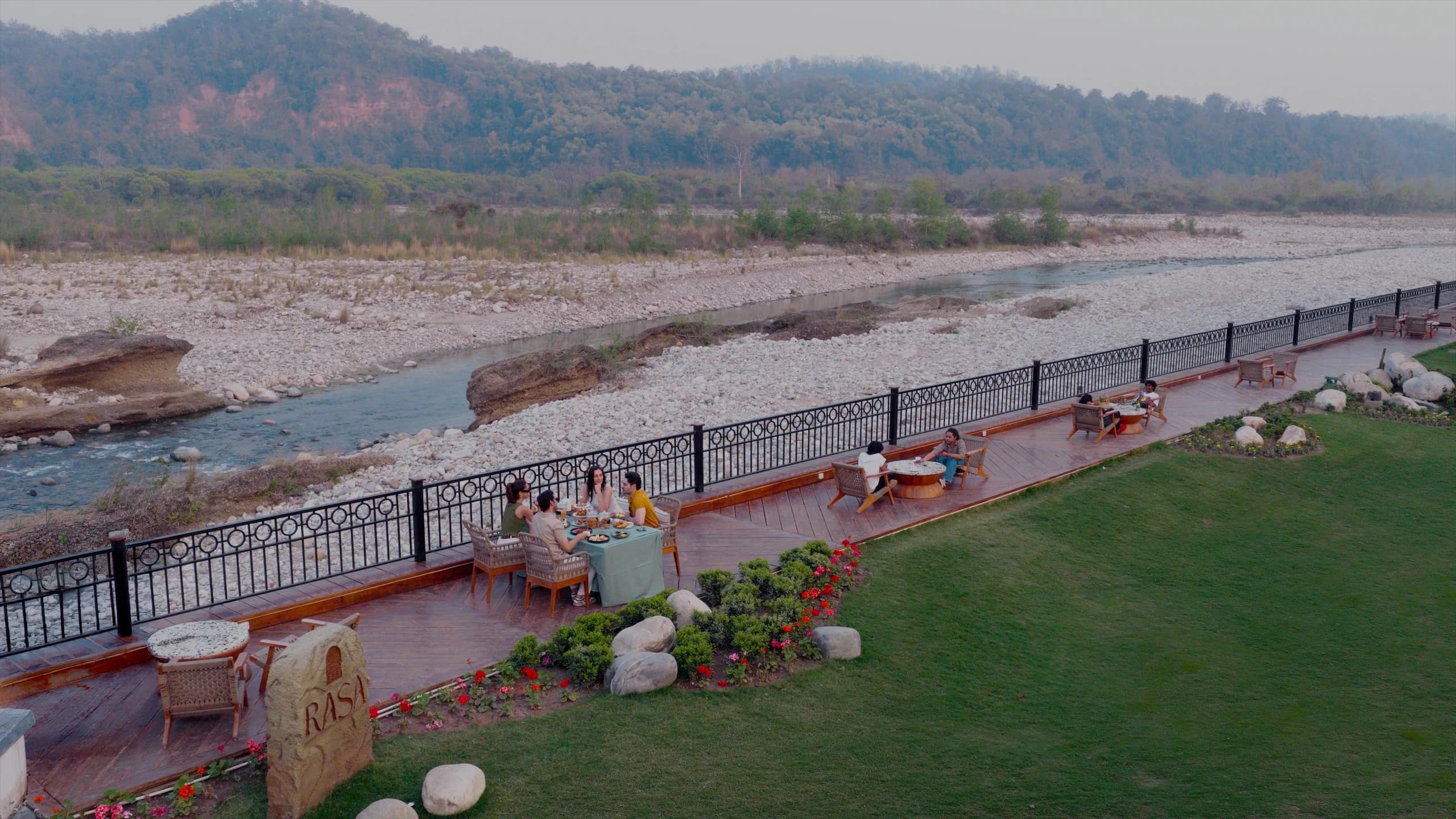 Riverside Lawn