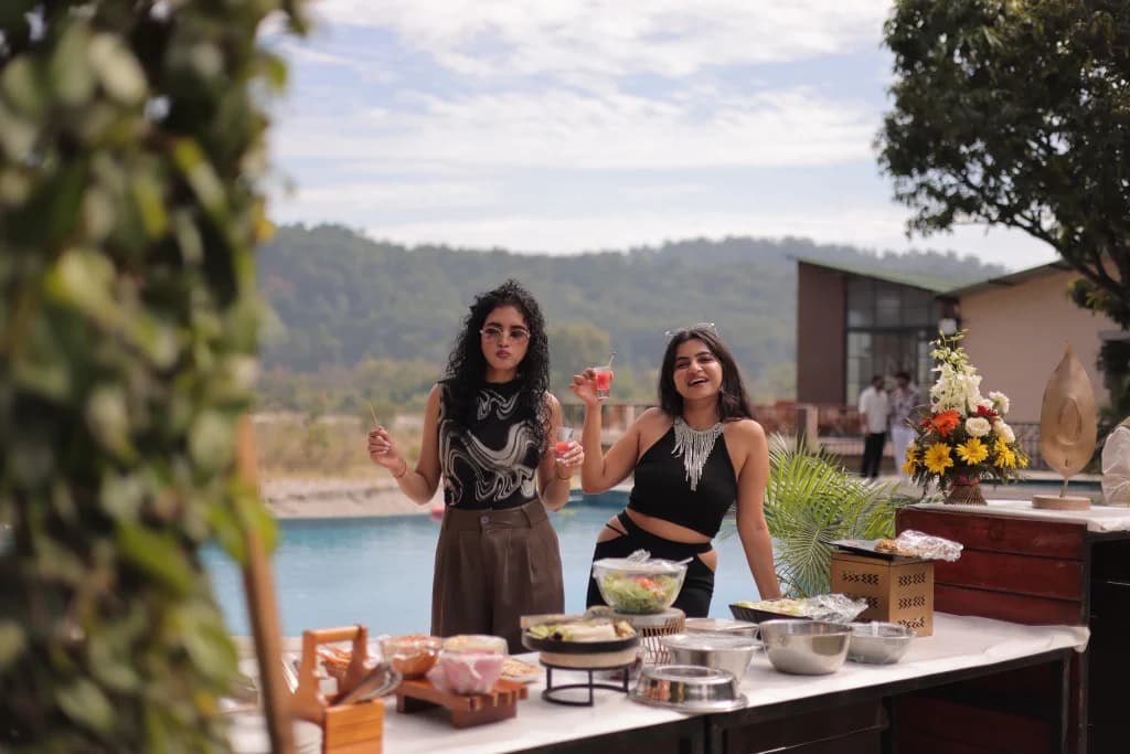 MANU MAHARANI NEW YEAR ESCAPE 2027 - Image 4