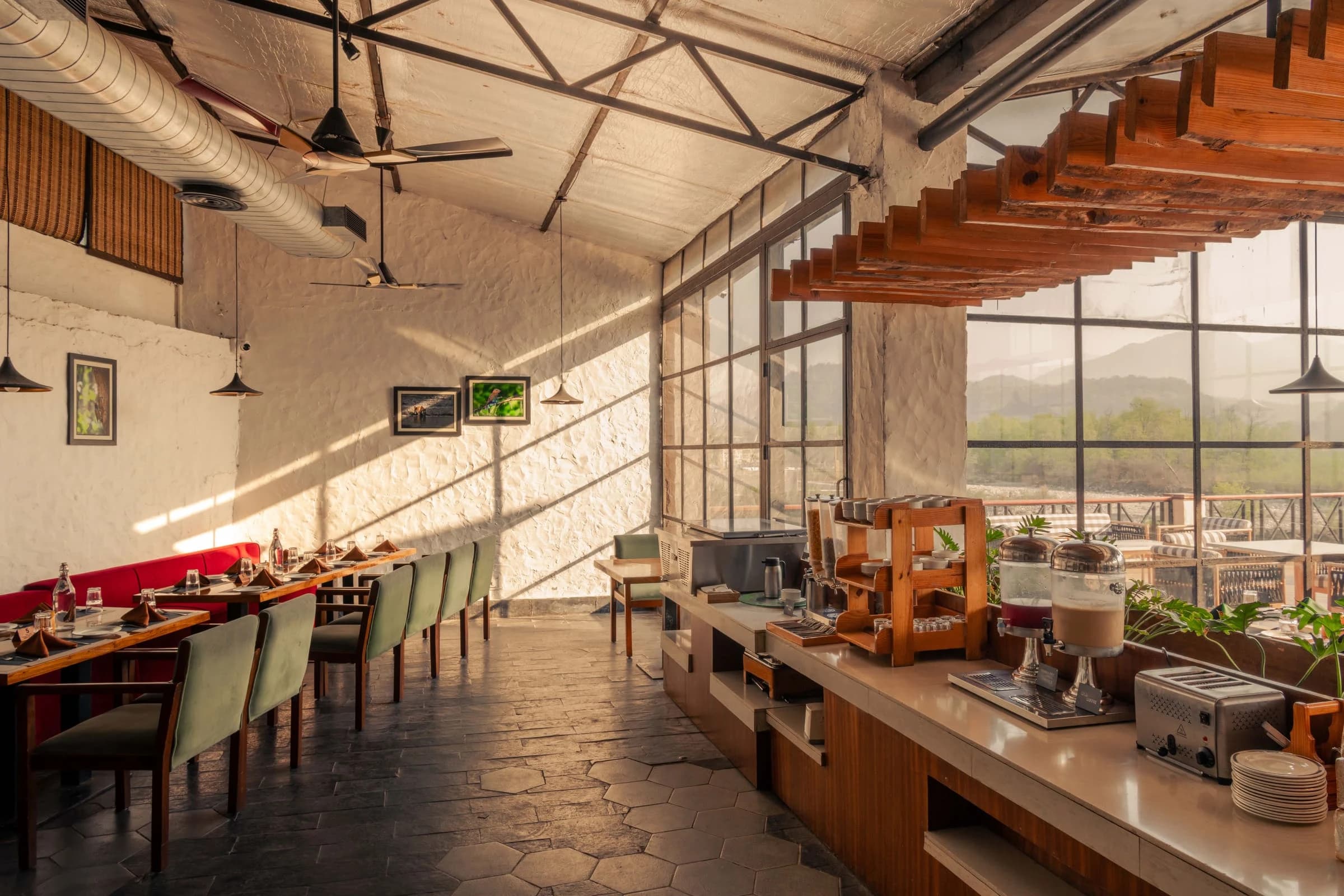 Guest dining photo 3 — Manu Maharani Jim Corbett