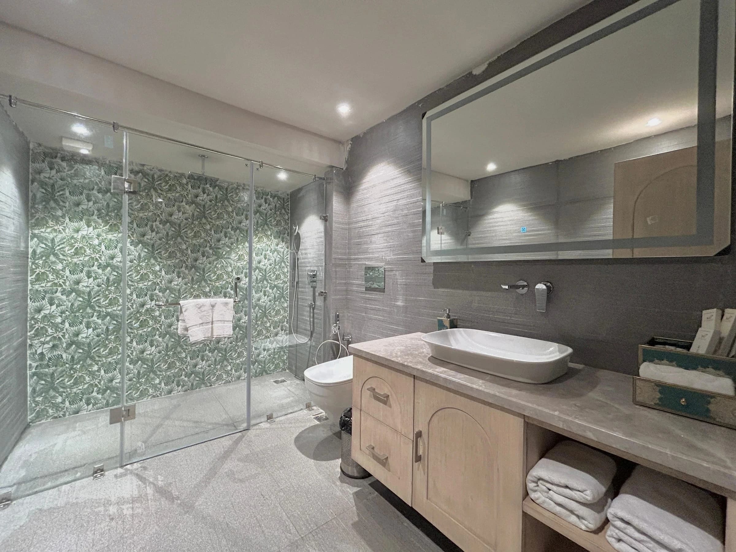 Executive Rooms - Image 5